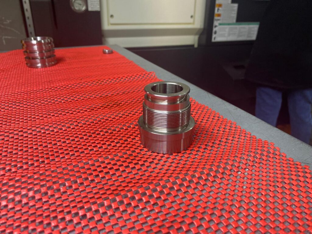 Silindirik Metal Parca - CNC Ekipmanlari